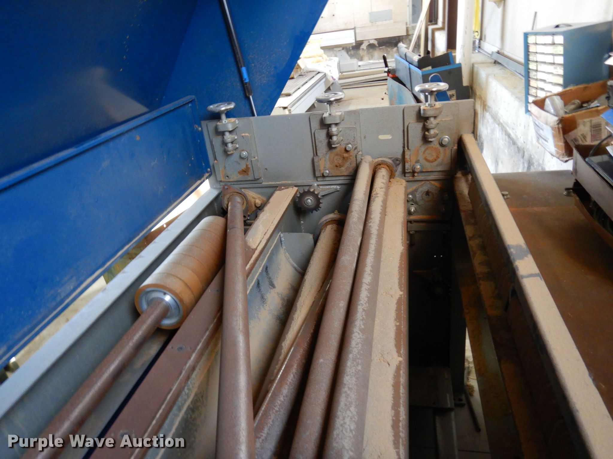 Sander in Rochester, MN Item MH9260 sold Purple Wave