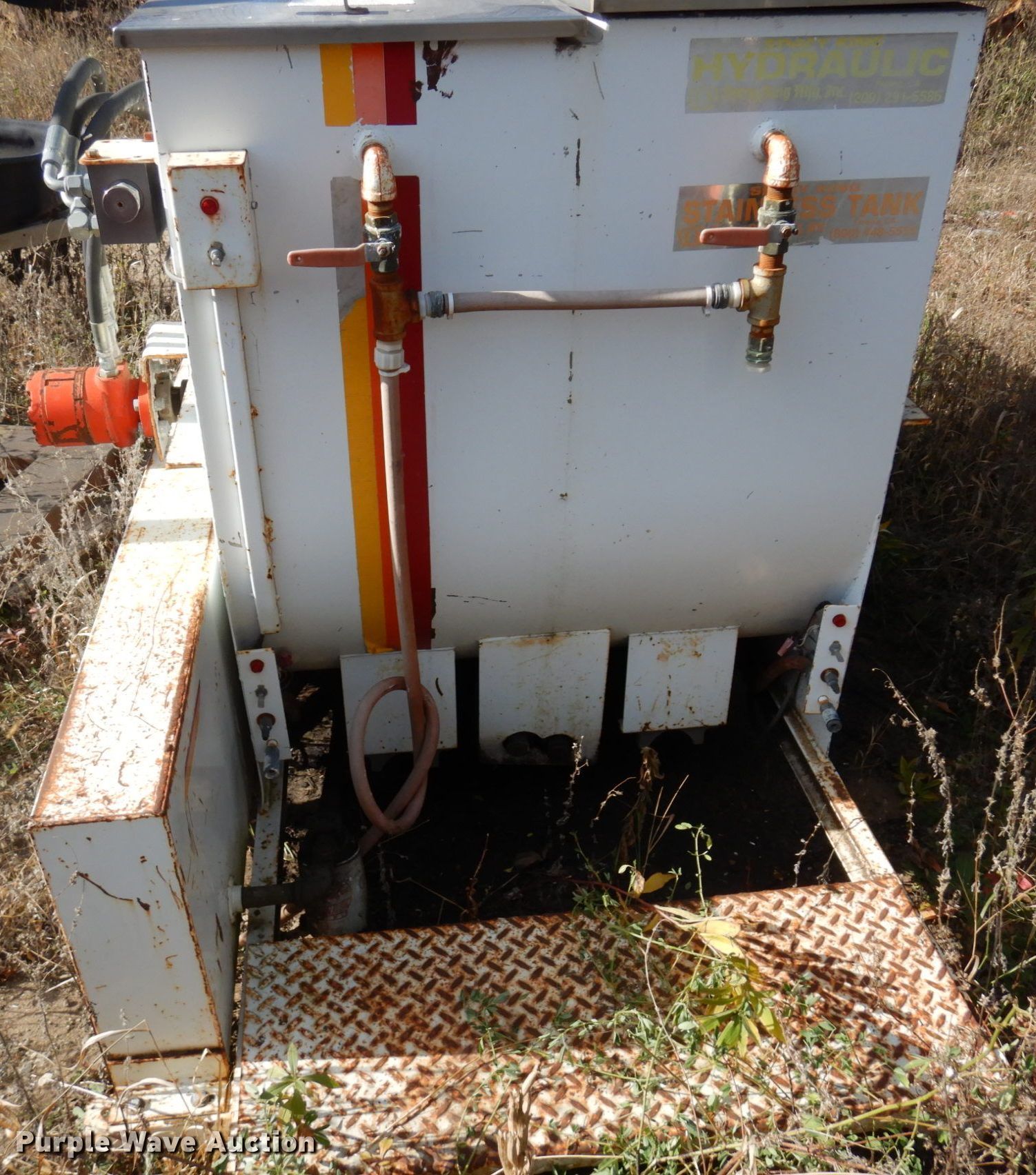 Spray King Mfg. drywall mud sprayer in Rochester, MN Item MH9269 sold