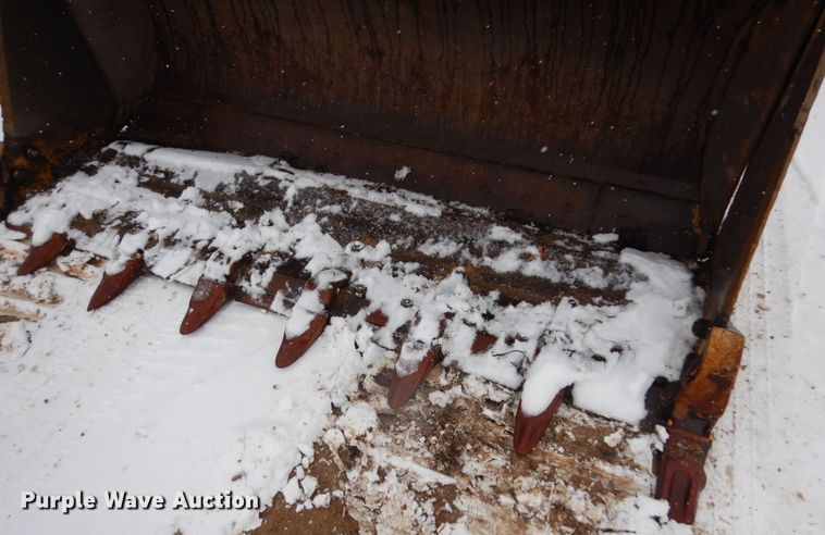 image for item AF9439 2015 Caterpillar 963D  track loader