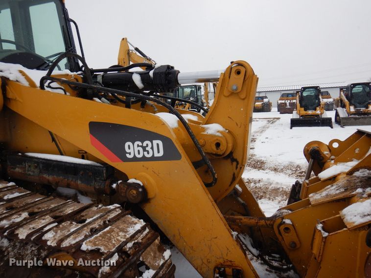 image for item AF9439 2015 Caterpillar 963D  track loader
