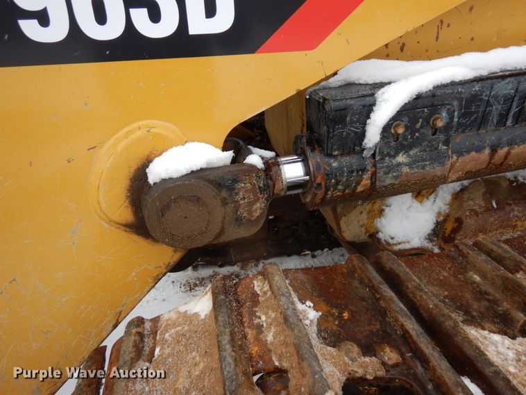 image for item AF9439 2015 Caterpillar 963D  track loader