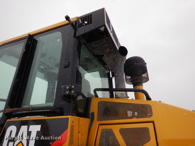 image for item AF9439 2015 Caterpillar 963D  track loader