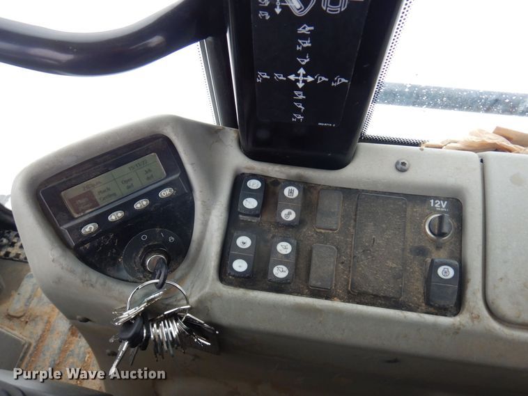 image for item AF9439 2015 Caterpillar 963D  track loader