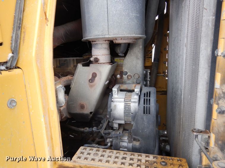 image for item AF9439 2015 Caterpillar 963D  track loader