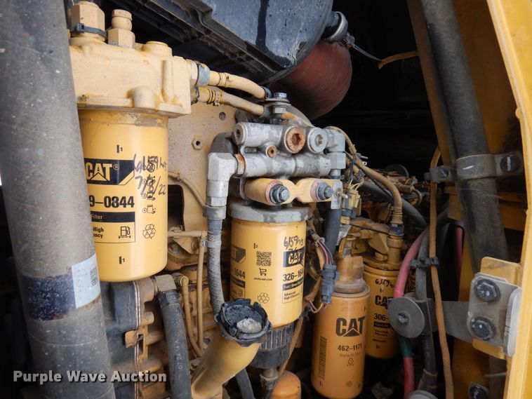 image for item AF9439 2015 Caterpillar 963D  track loader