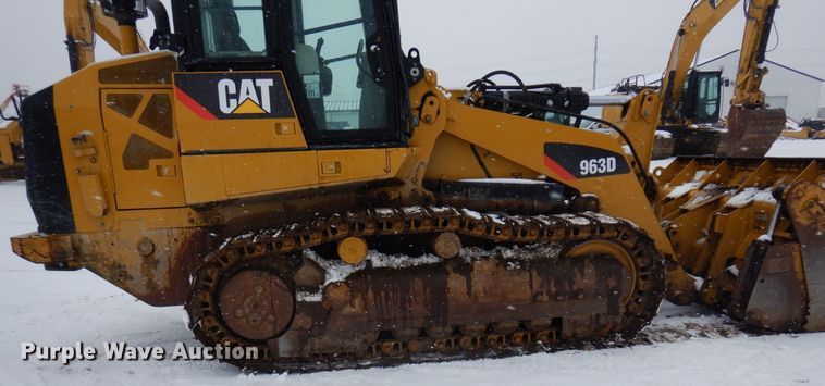 image for item AF9439 2015 Caterpillar 963D  track loader