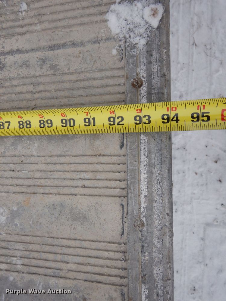 image for item AF9442 1993 International 4900  box truck