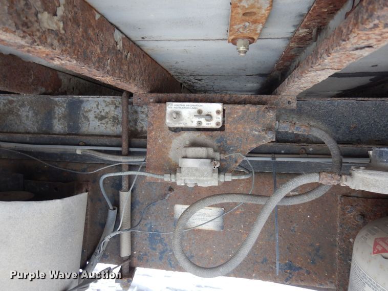 image for item AF9442 1993 International 4900  box truck