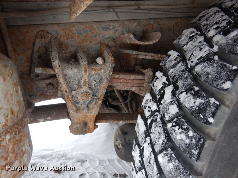 image for item AF9442 1993 International 4900  box truck