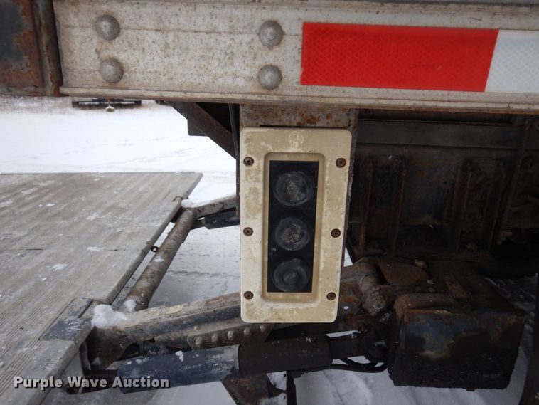 image for item AF9442 1993 International 4900  box truck