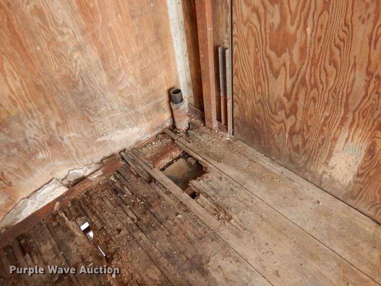 image for item AF9442 1993 International 4900  box truck