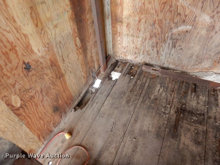 image for item AF9442 1993 International 4900  box truck