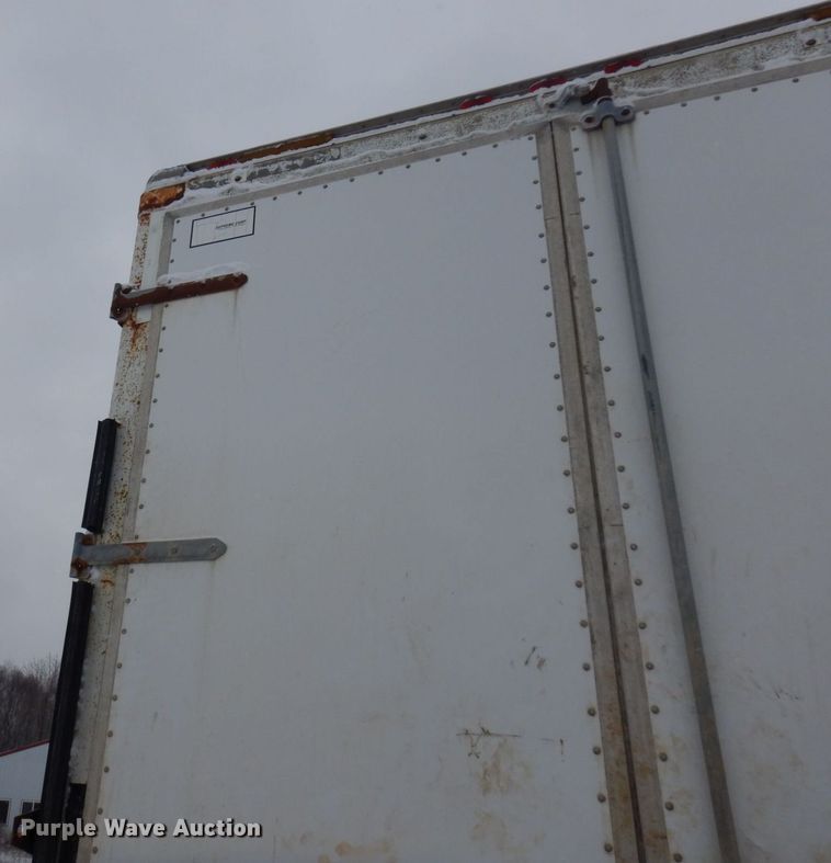 image for item AF9442 1993 International 4900  box truck