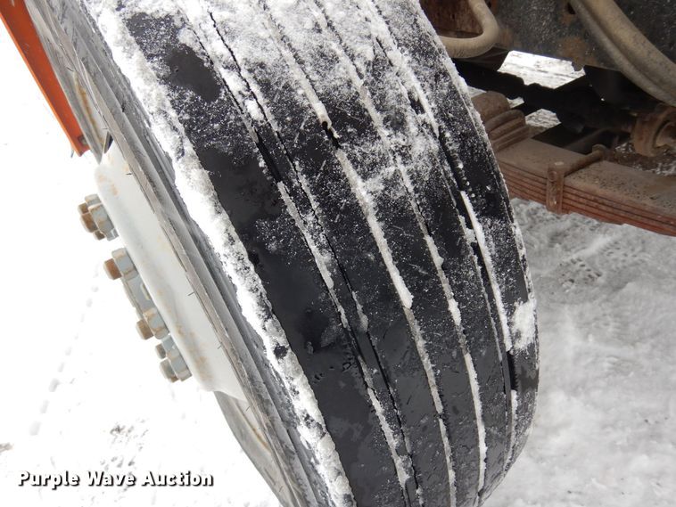 image for item AF9442 1993 International 4900  box truck