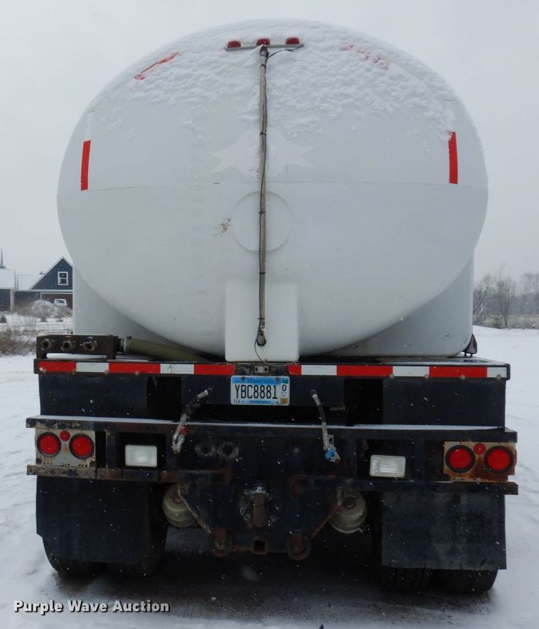 image for item AF9443 1995 Kenworth T800  water truck