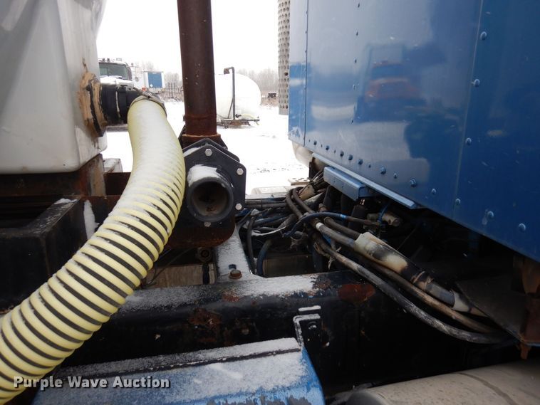 image for item AF9443 1995 Kenworth T800  water truck