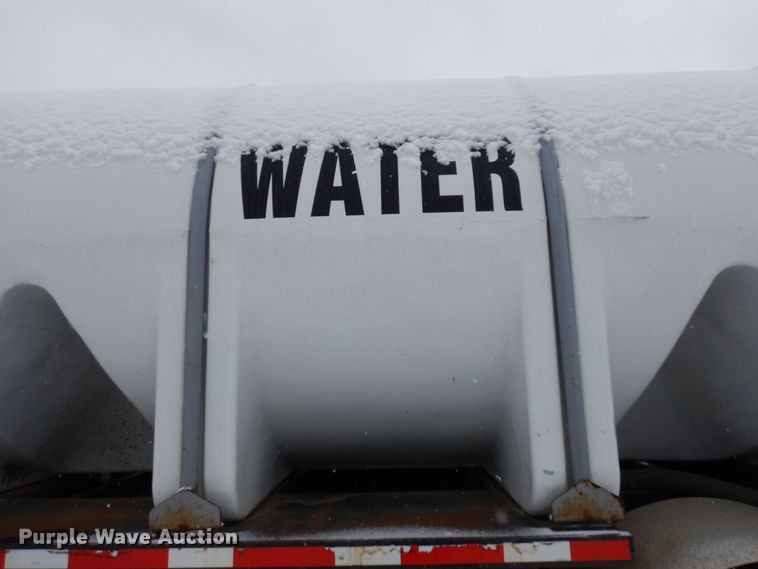 image for item AF9443 1995 Kenworth T800  water truck