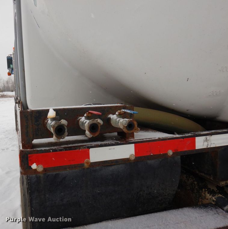 image for item AF9443 1995 Kenworth T800  water truck