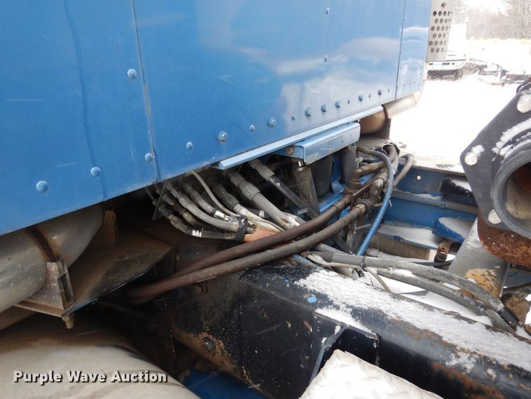 image for item AF9443 1995 Kenworth T800  water truck