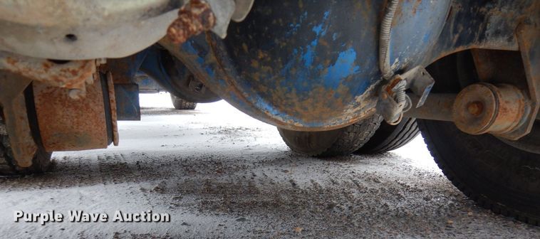 image for item AF9443 1995 Kenworth T800  water truck