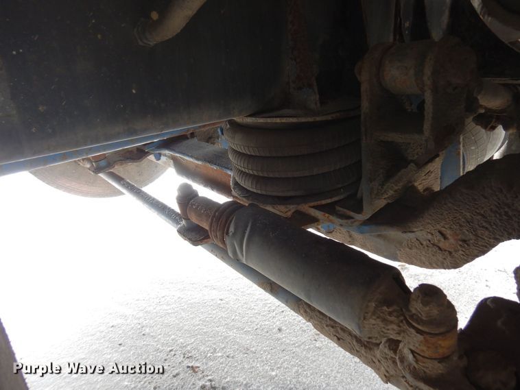 image for item AF9443 1995 Kenworth T800  water truck