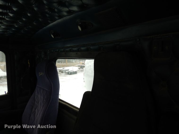 image for item AF9443 1995 Kenworth T800  water truck