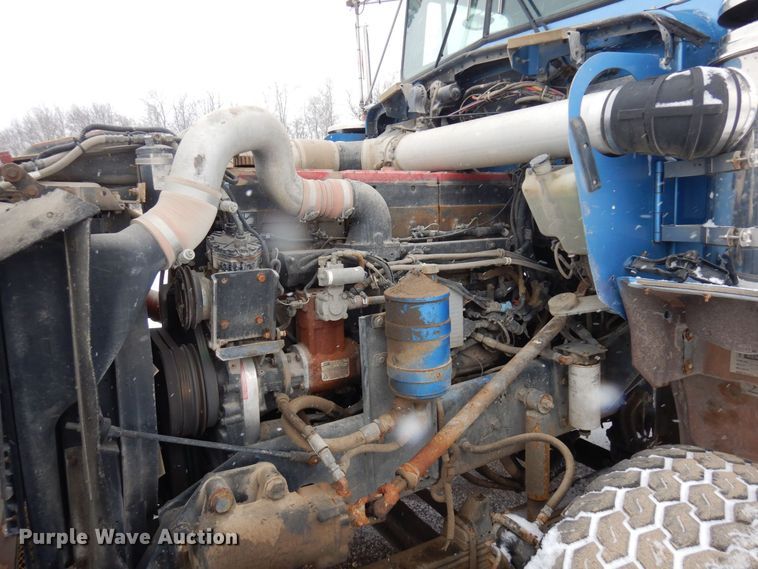 image for item AF9443 1995 Kenworth T800  water truck