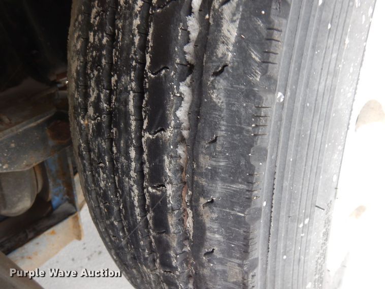 image for item AF9443 1995 Kenworth T800  water truck