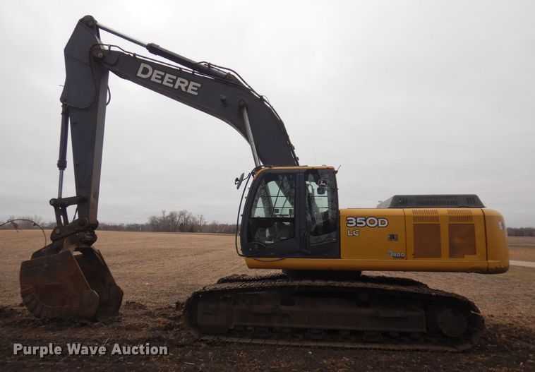 image for item AF9445 2006 John Deere 350D LC  excavator