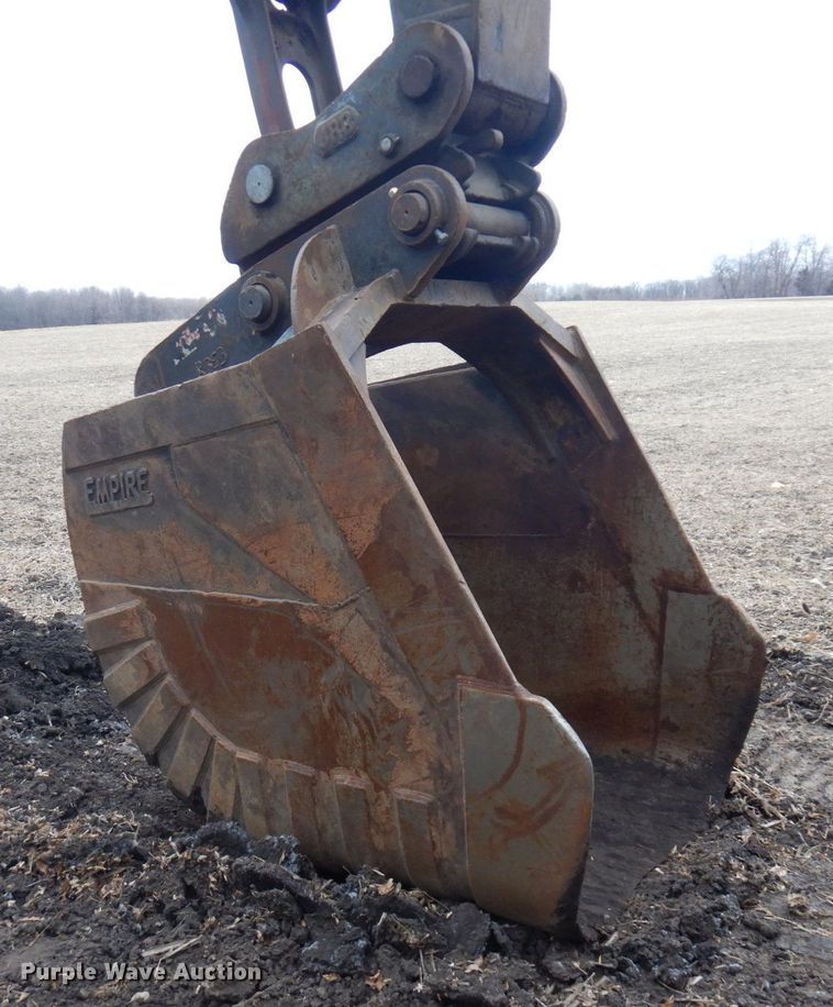 image for item AF9445 2006 John Deere 350D LC  excavator