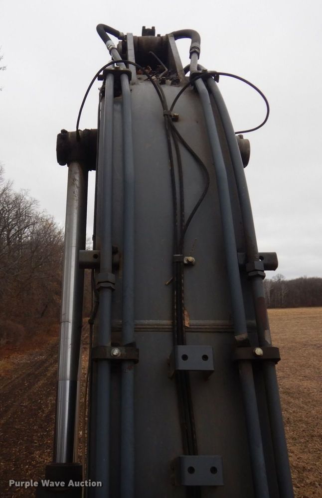 image for item AF9445 2006 John Deere 350D LC  excavator