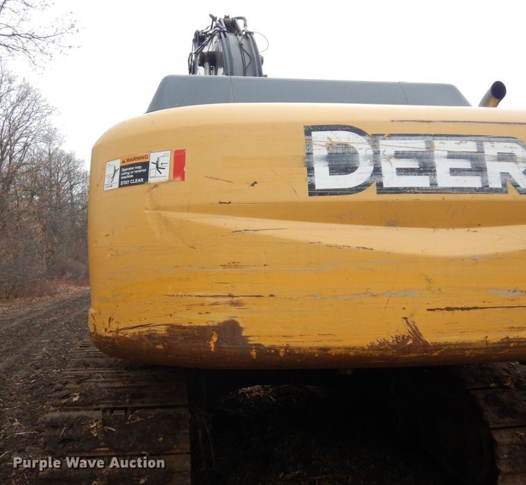 image for item AF9445 2006 John Deere 350D LC  excavator