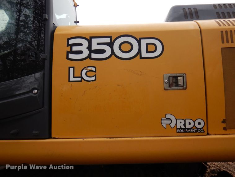 image for item AF9445 2006 John Deere 350D LC  excavator