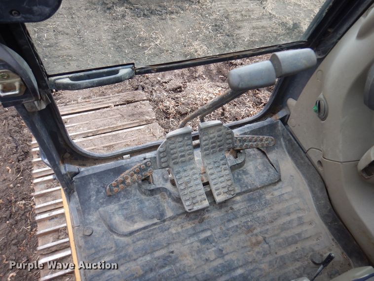 image for item AF9445 2006 John Deere 350D LC  excavator