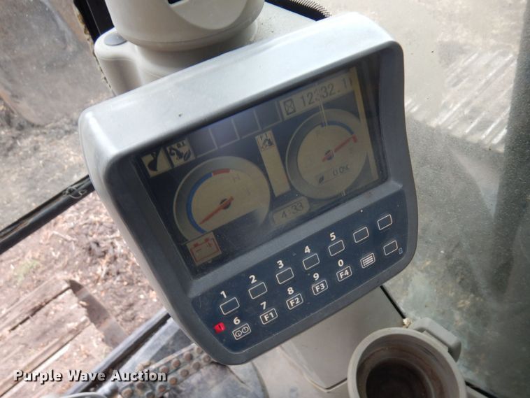 image for item AF9445 2006 John Deere 350D LC  excavator