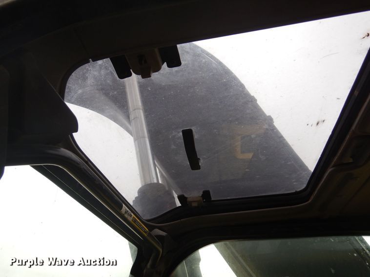 image for item AF9445 2006 John Deere 350D LC  excavator