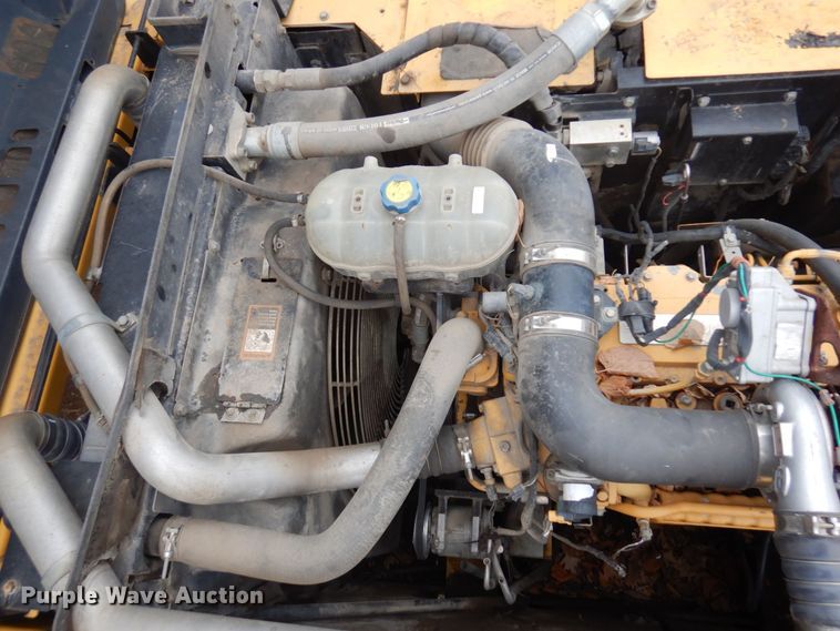 image for item AF9445 2006 John Deere 350D LC  excavator