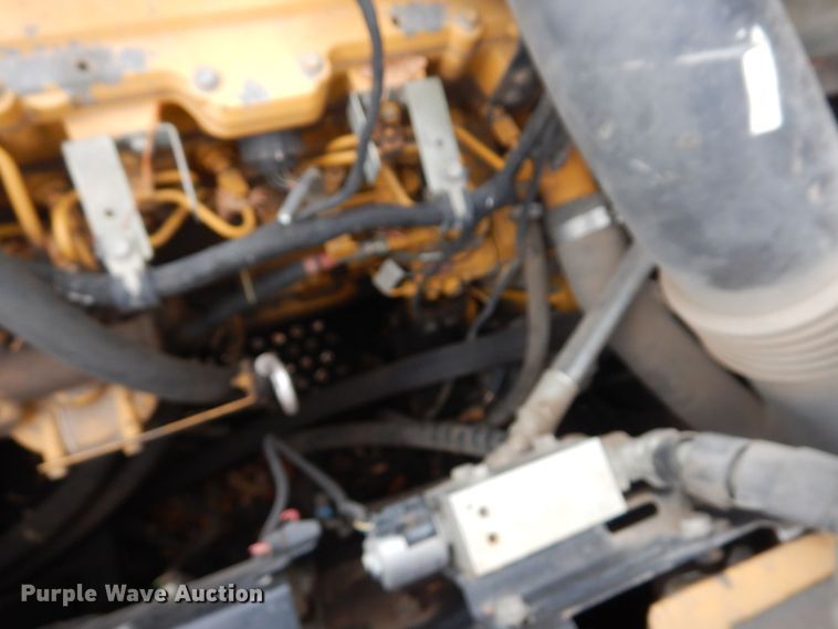 image for item AF9445 2006 John Deere 350D LC  excavator