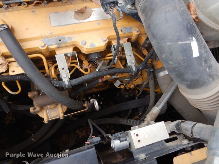 image for item AF9445 2006 John Deere 350D LC  excavator