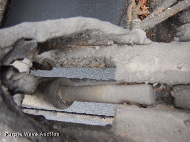 image for item AF9447 2002 Freightliner FC70  oil distributor truck