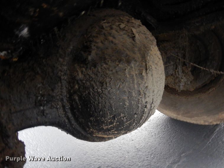 image for item AF9447 2002 Freightliner FC70  oil distributor truck