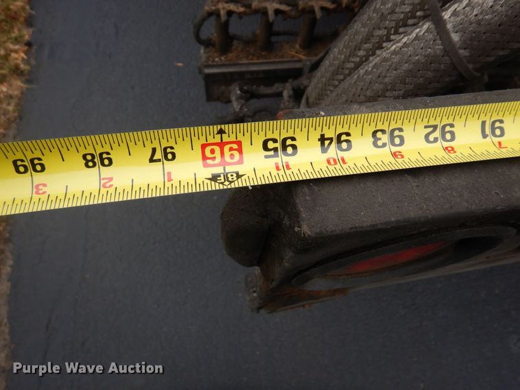 image for item AF9447 2002 Freightliner FC70  oil distributor truck