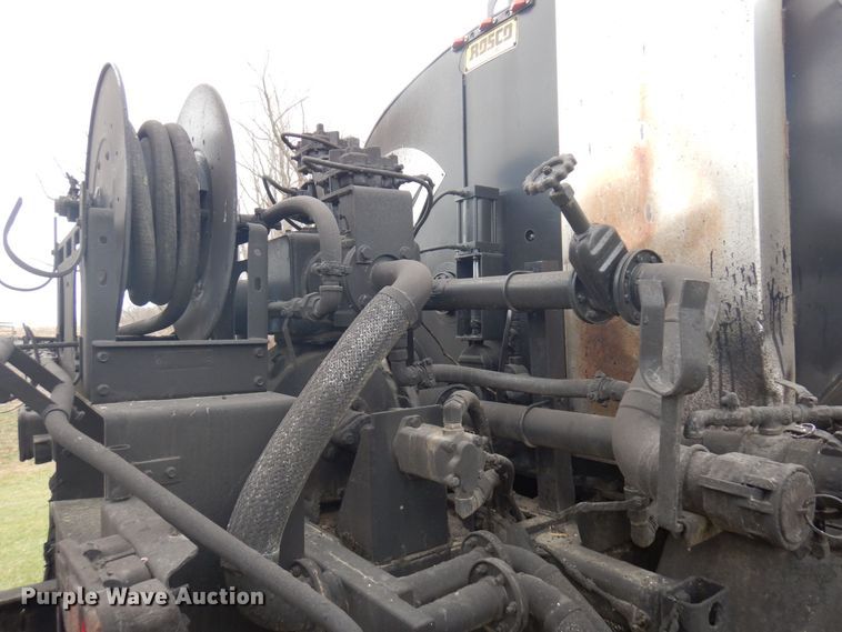 image for item AF9448 2005 Freightliner FC80  oil distributor truck