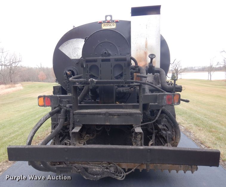 image for item AF9448 2005 Freightliner FC80  oil distributor truck