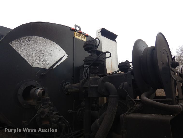 image for item AF9448 2005 Freightliner FC80  oil distributor truck