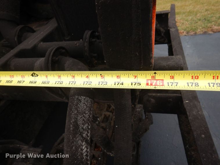 image for item AF9448 2005 Freightliner FC80  oil distributor truck