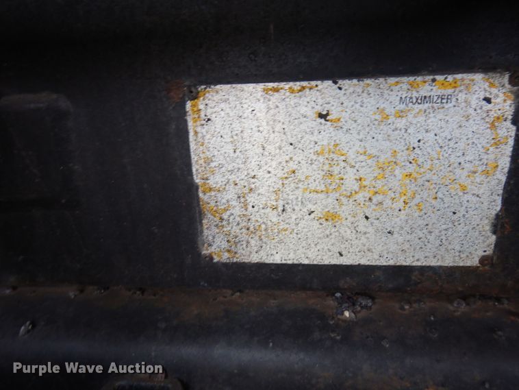 image for item AF9448 2005 Freightliner FC80  oil distributor truck