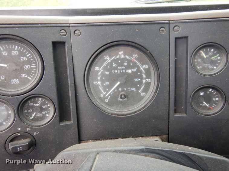 image for item AF9448 2005 Freightliner FC80  oil distributor truck