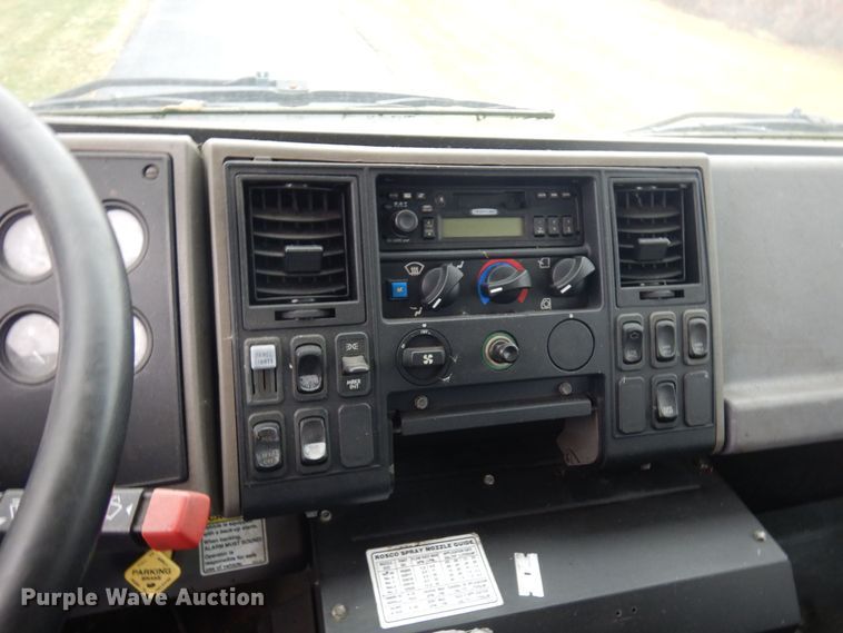 image for item AF9448 2005 Freightliner FC80  oil distributor truck