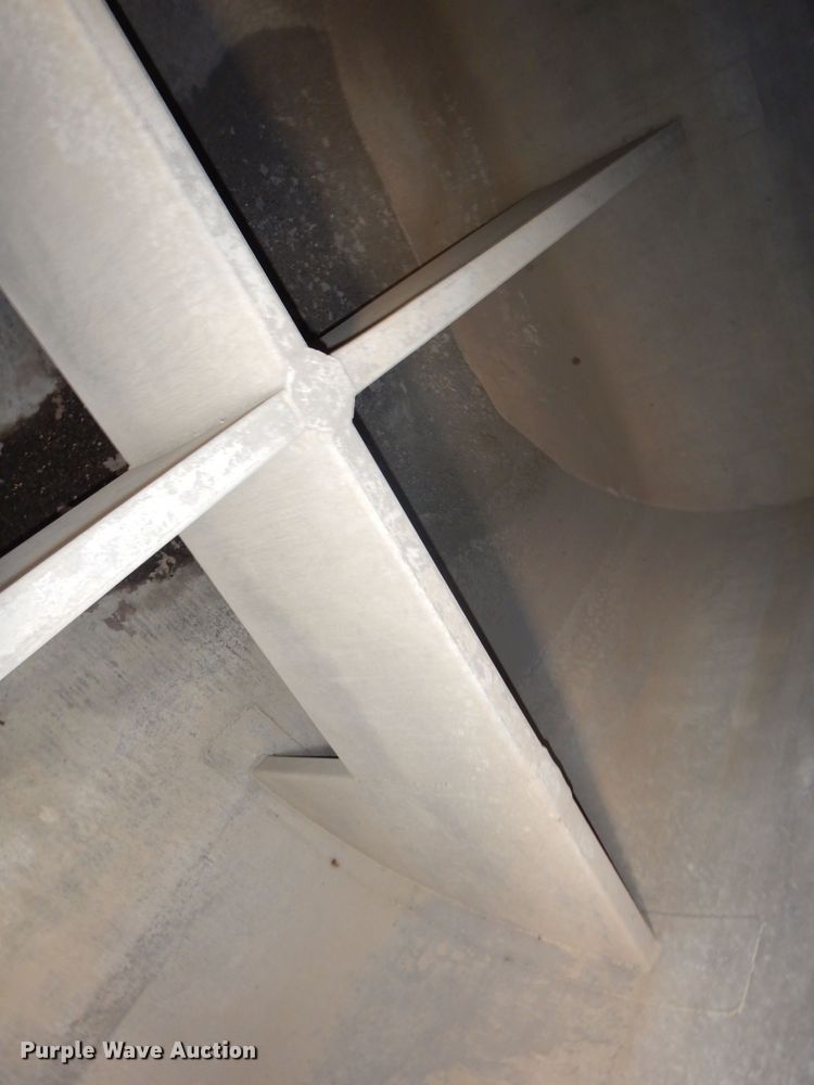 image for item AF9469 1995 Freightliner FLD  water truck